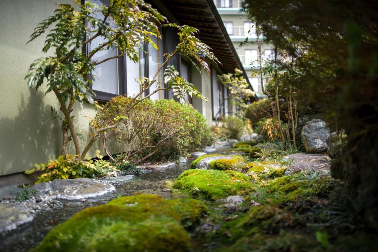 Kaneyamaen Hotel Fujiyoshida Exterior photo